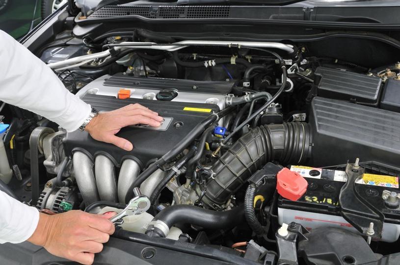 You are currently viewing Engine Service: Keep Your Cool On The Road!