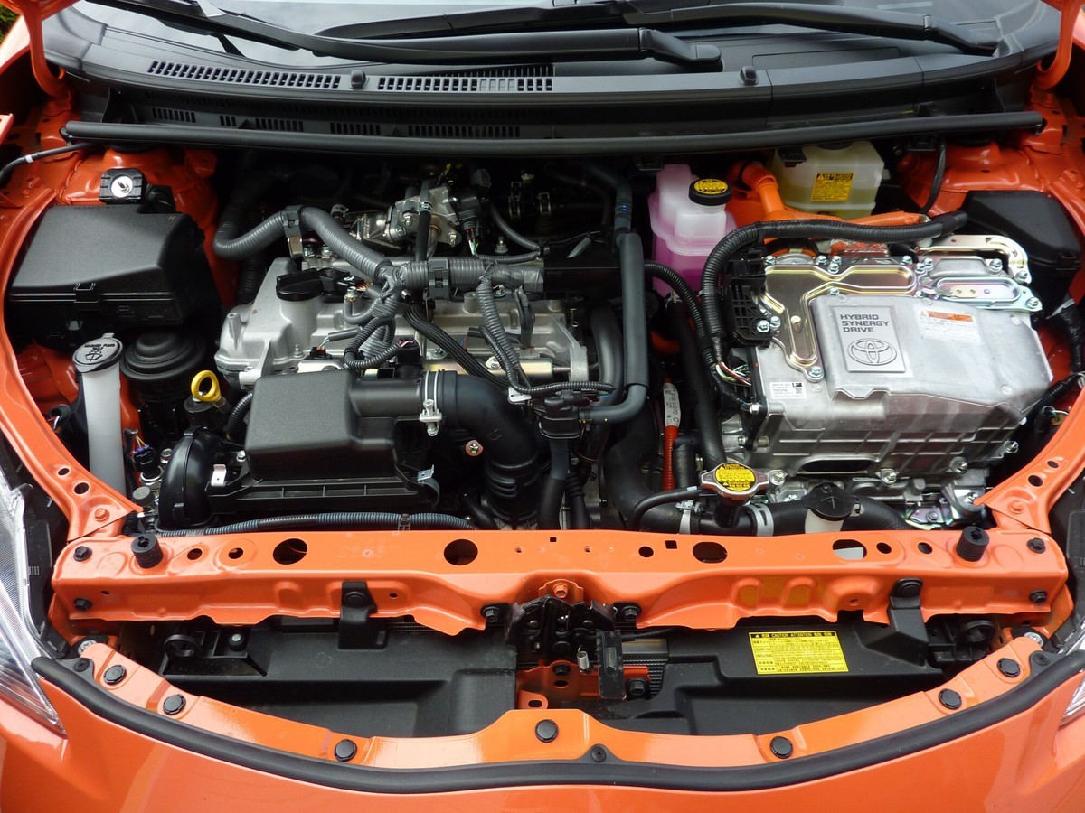 You are currently viewing The Toyota Prius Battery: Lifespan, Maintenance, Replacement, and More