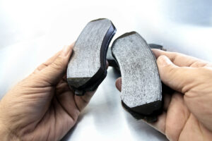 Read more about the article 5 Reasons You Shouldn’t Put Off Your Brake Pad Replacement