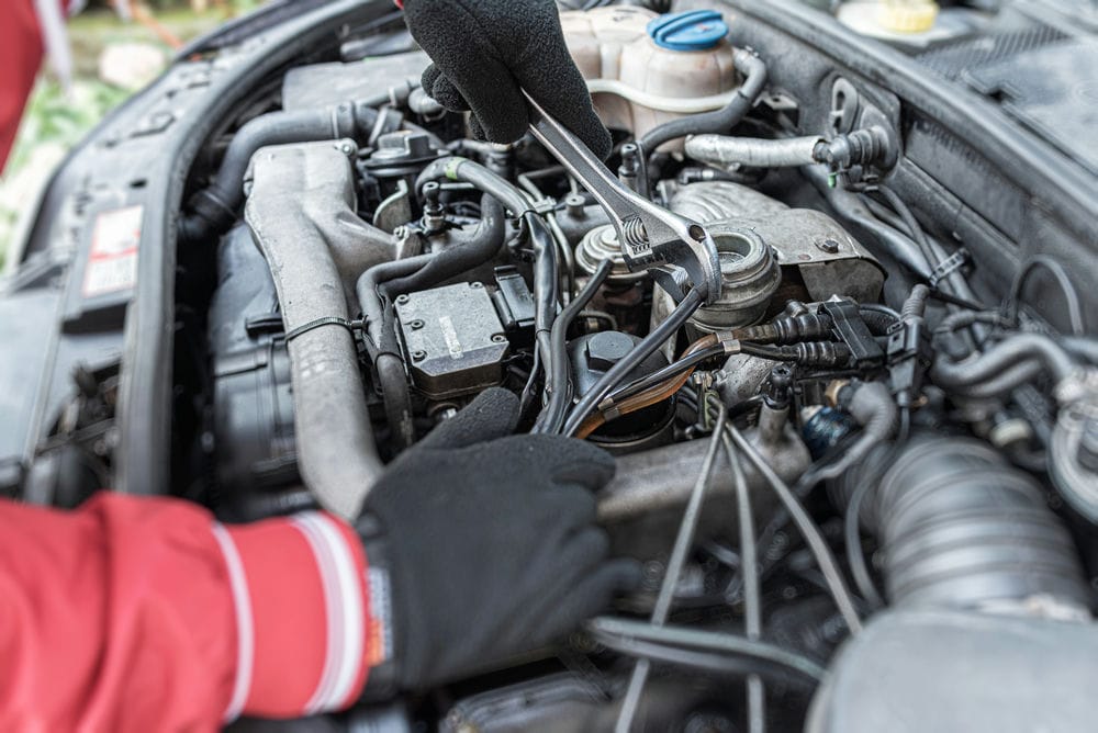 Engine oil cooler line